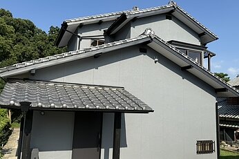 【熊本市北区】築36年住宅の外壁リフォーム｜ナチュラル系からシックなグレーへカラーシミュレーションで理想を実現