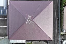 【宇土市】コロニアル屋根を無機塗料で塗装｜雨漏り予防と美観を両立した屋根塗装のイメージ